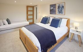 Host & Stay - Osborne House